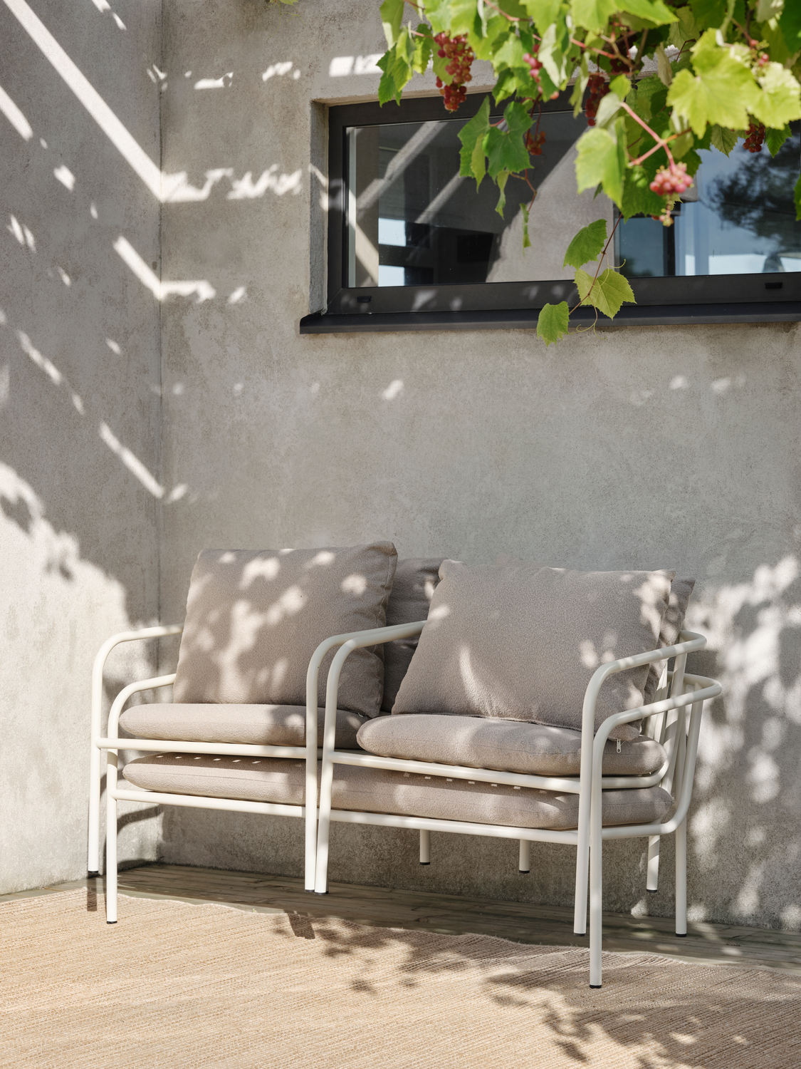 Bendt lænestol Pearl White/Teddy Beige