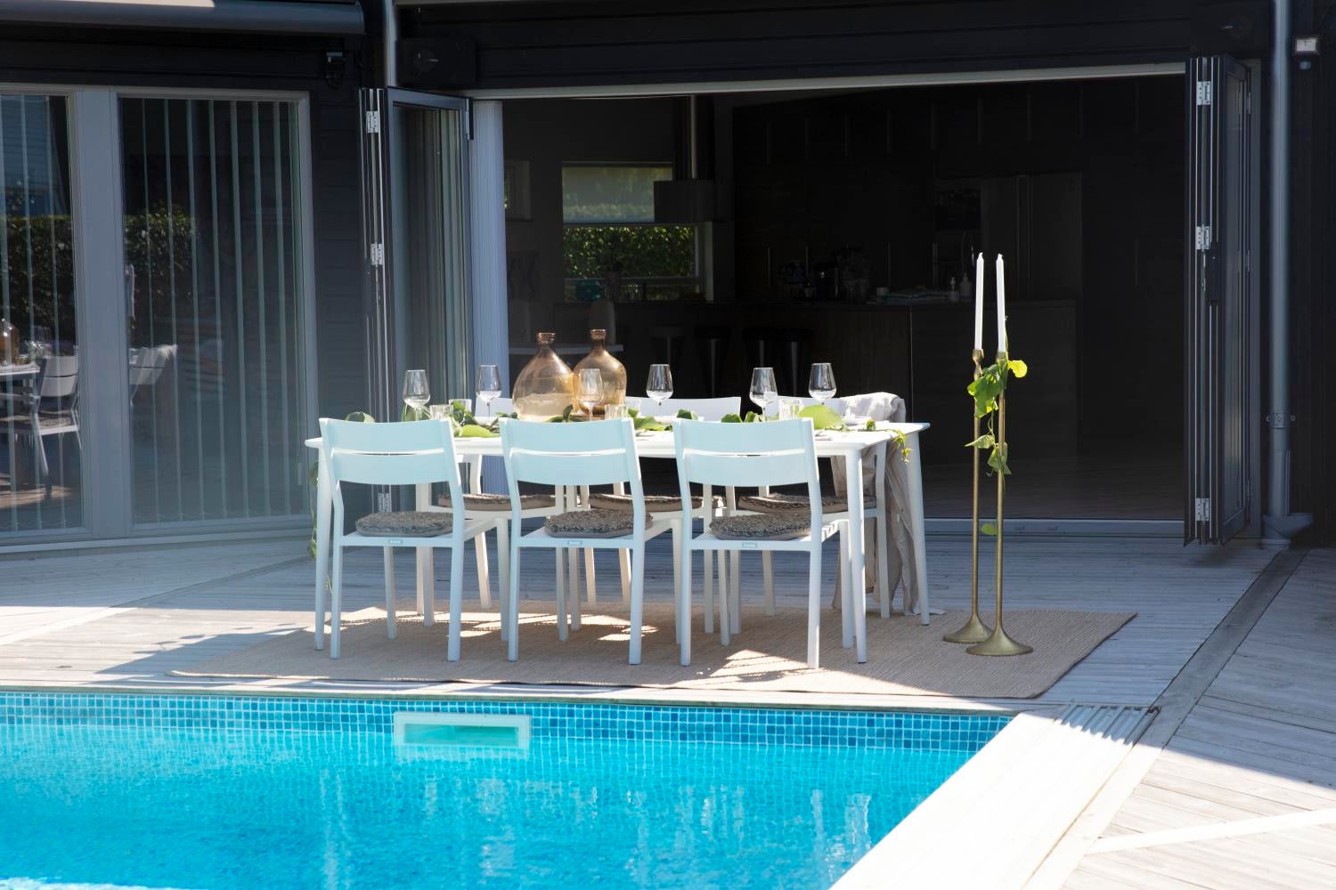 Nimes spisebord Hvid