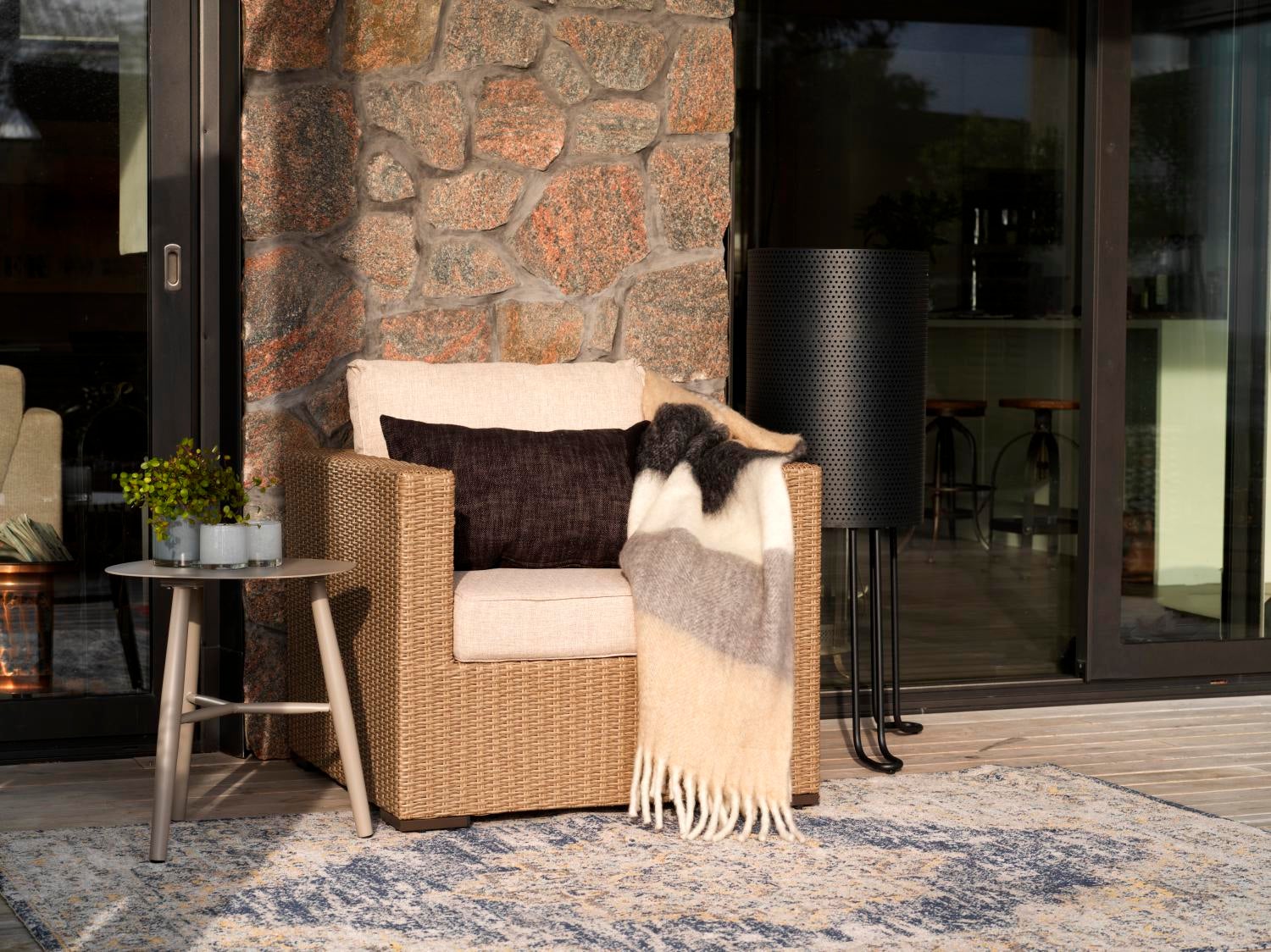 Funkia lænestol Beige/sand