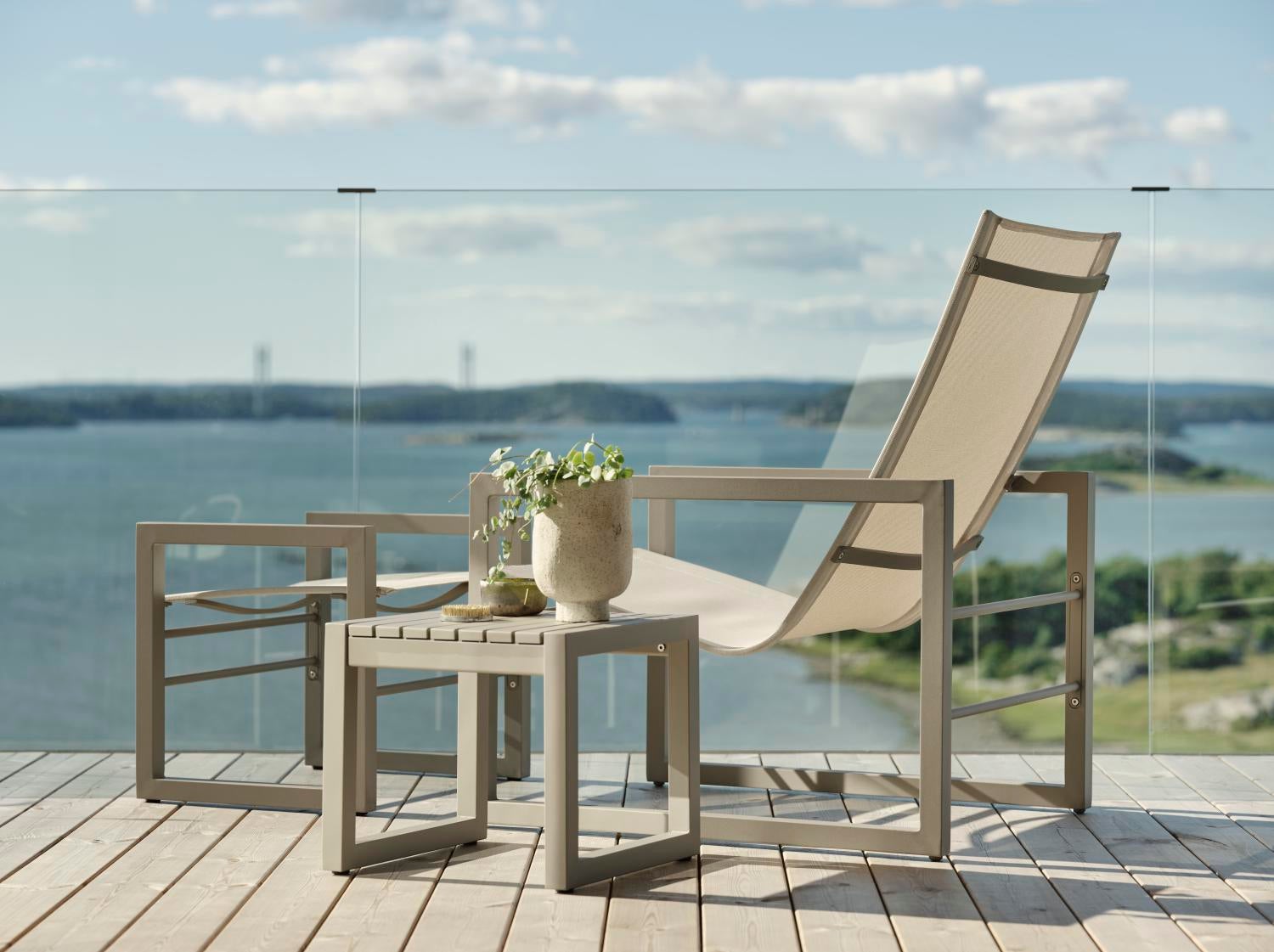 Vevi fodskammel Khaki/Off-white