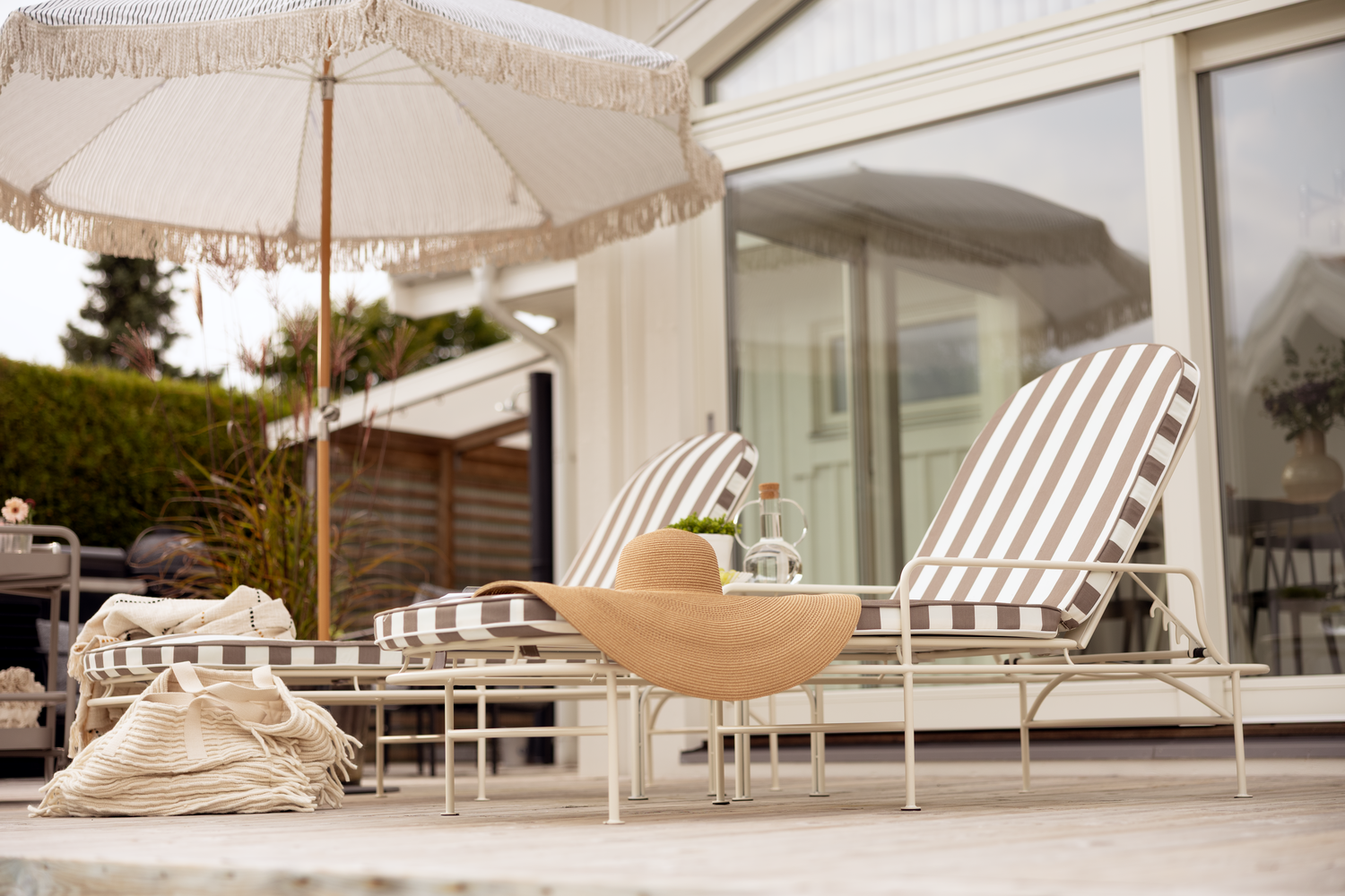 Arts sidebord Soft White